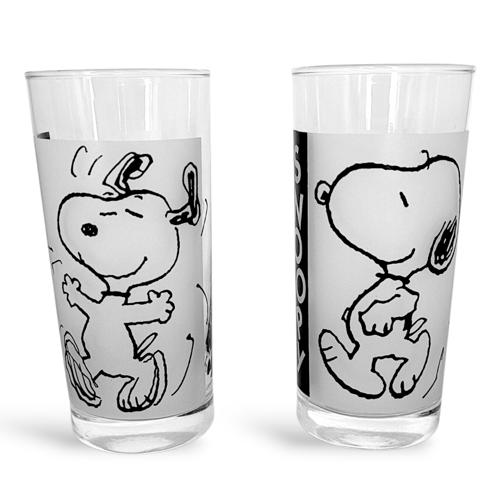 1990s Peanuts Snoopy Black and White Glass Set